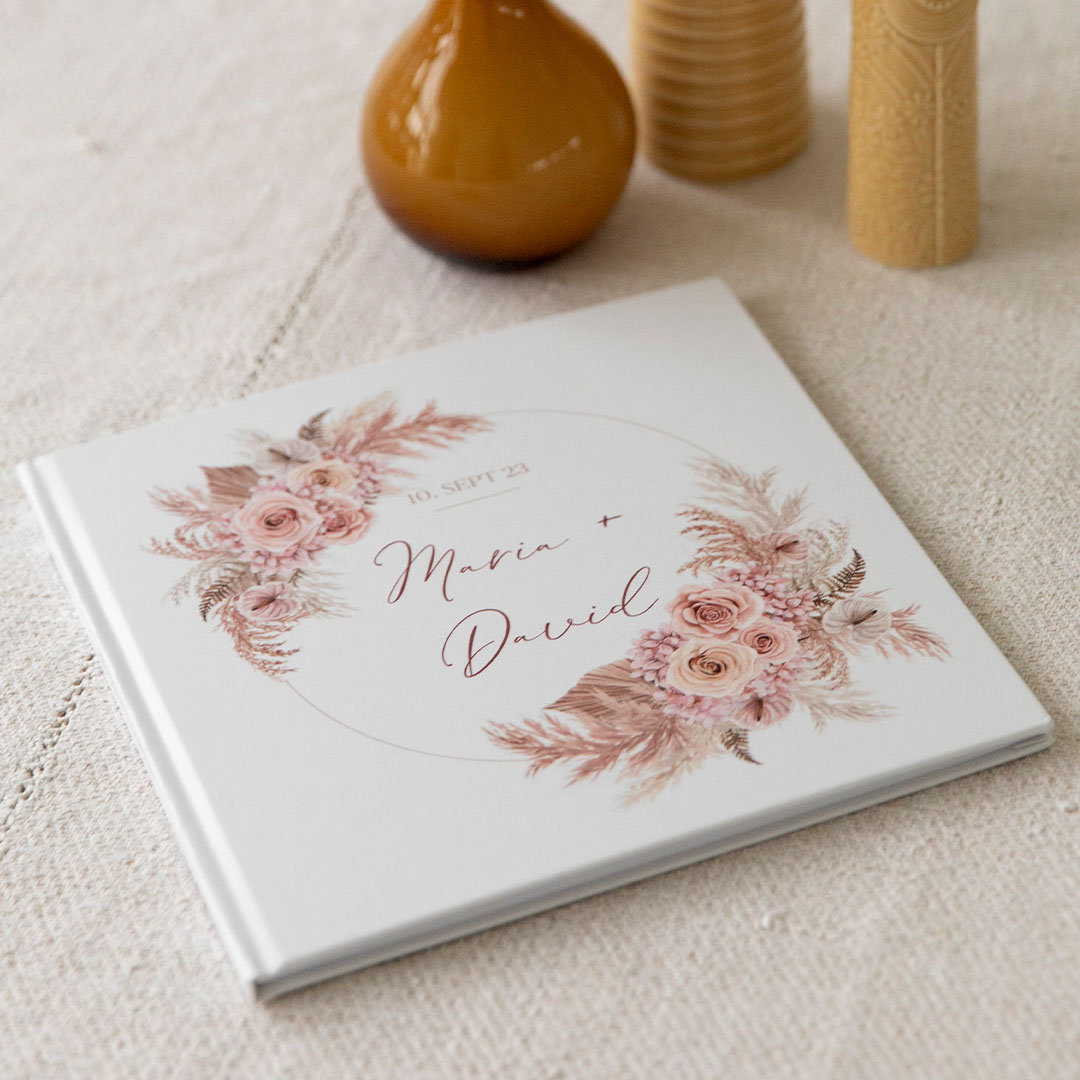 Gästebuch Hochzeit personalisiert – Design: Blush Bloom, mit Fragen, Quadratisch (Hardcover), ballett, hochwertig & liebevoll gestaltet..