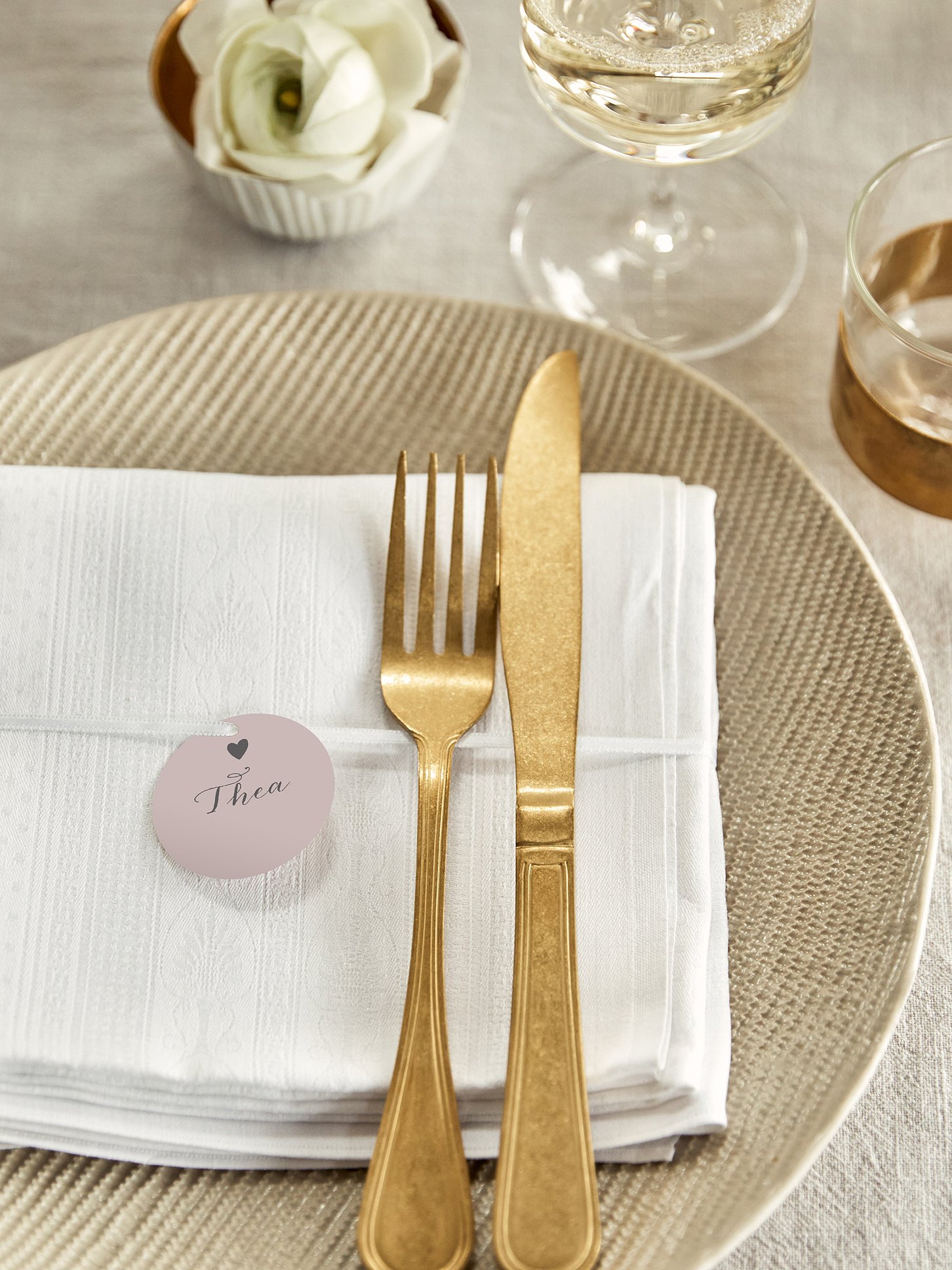 Anhänger mit Band zur Hochzeit personalisiert Mit Herz