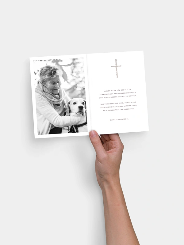 Trauerdanksagung Simples Kreuz