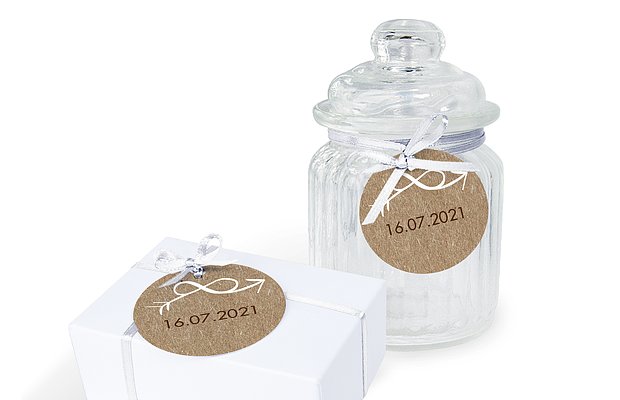 Anhänger mit Band zur Hochzeit Liebespfeil Kraftpapier