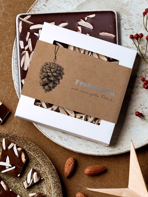 Schokobox geschäftlich Pinecone Ornament
