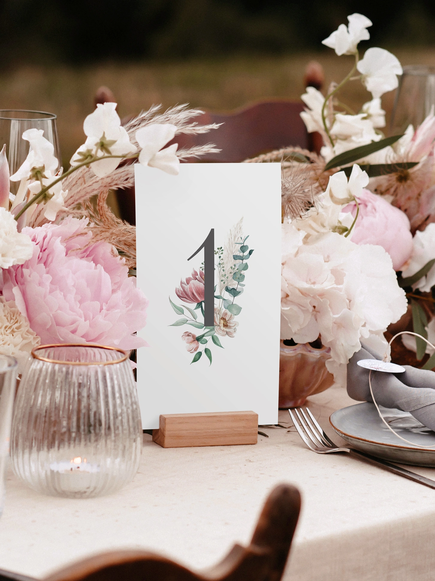 Tischnummer Pampas & Peony