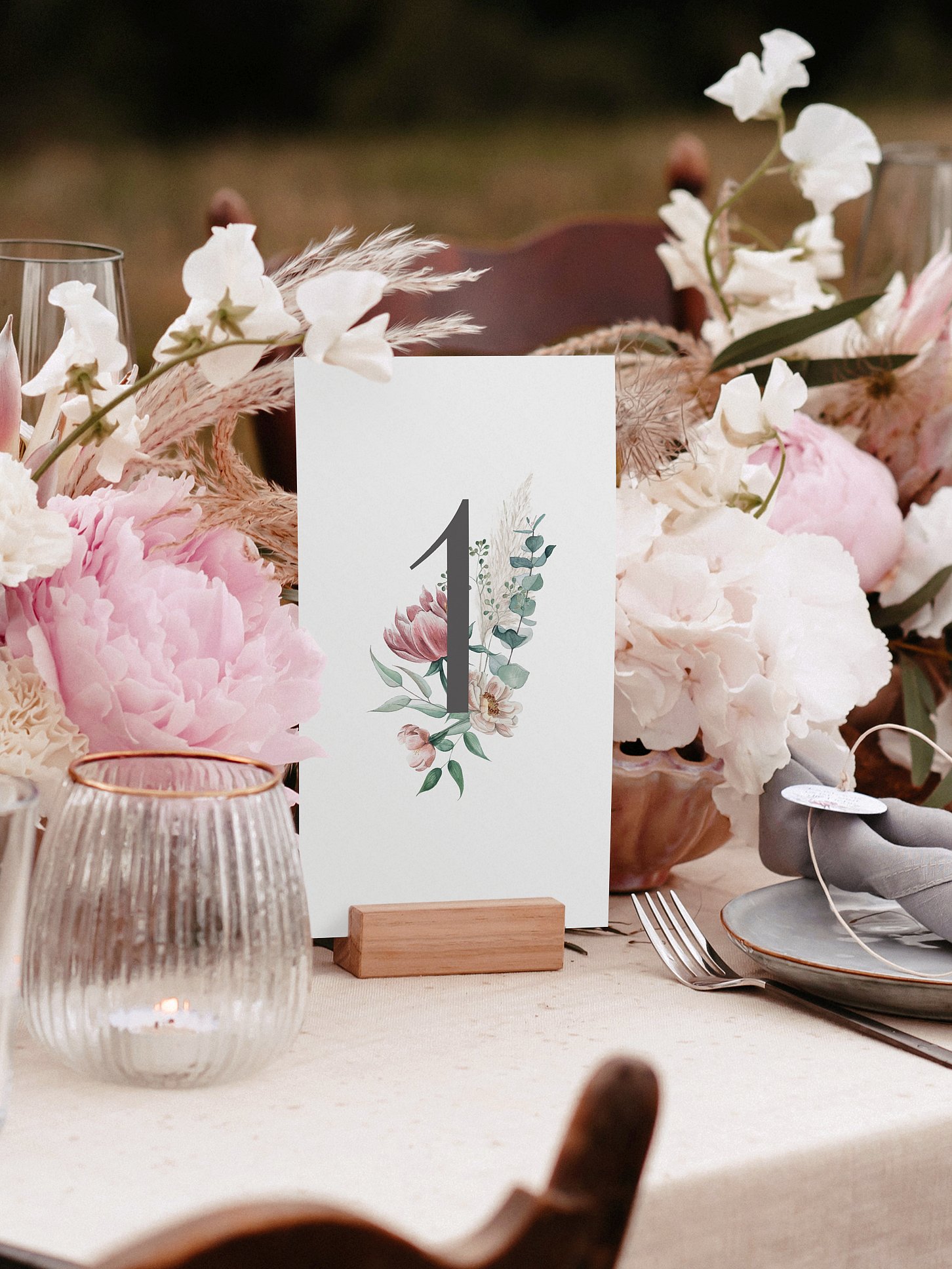 Tischnummer Pampas & Peony