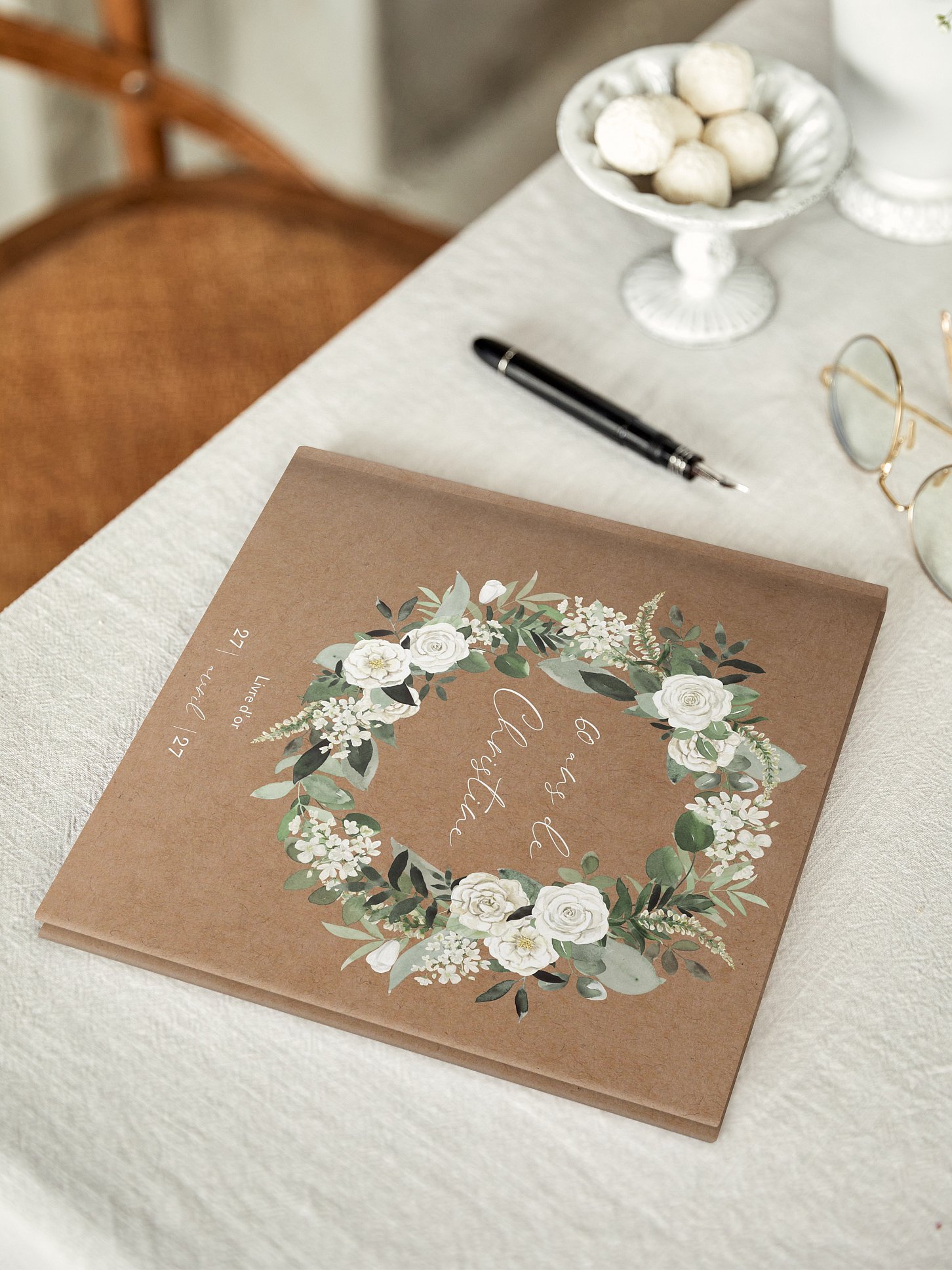 Livre d'or anniversaire Poésie de roses