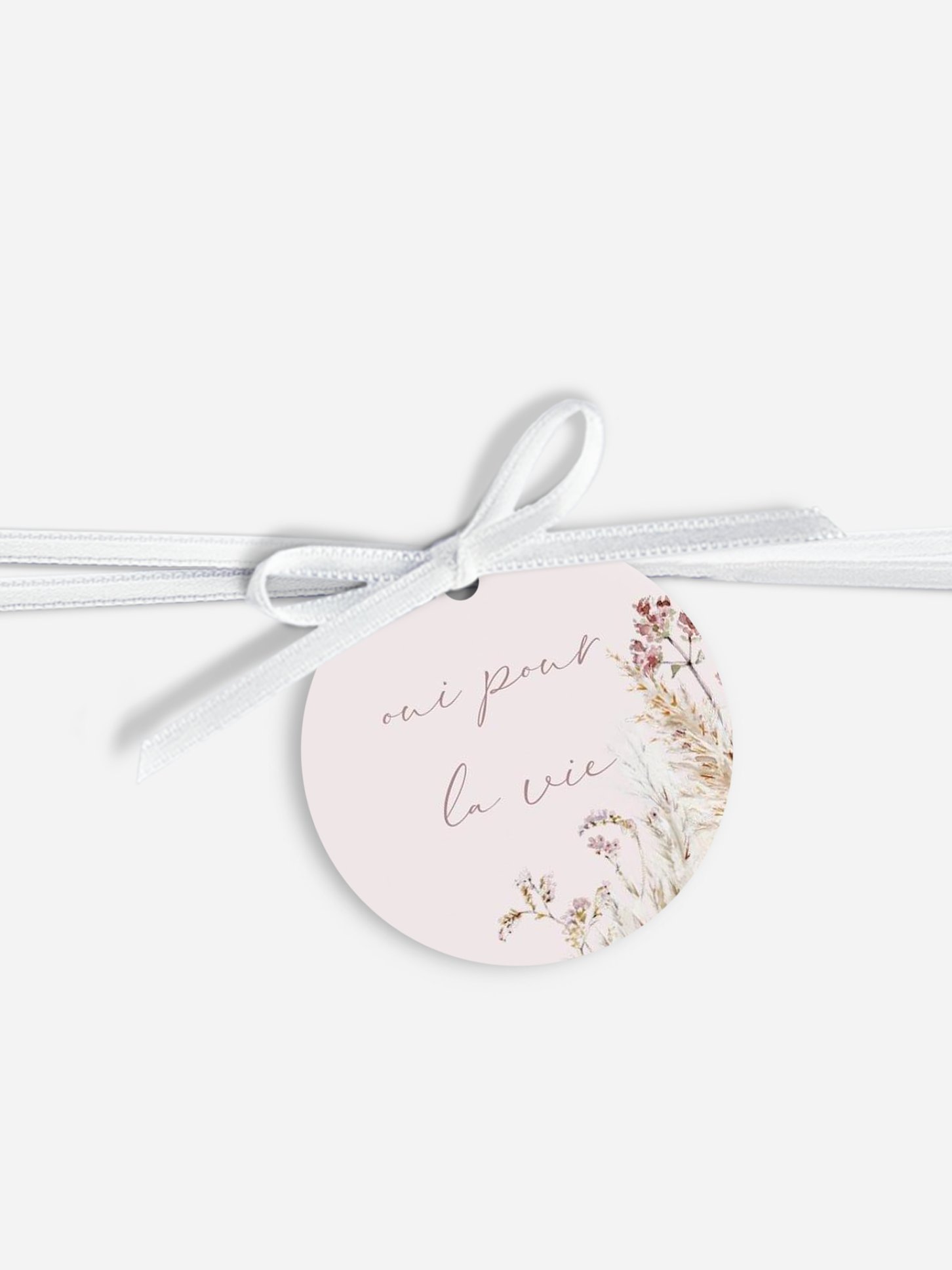 Étiquette avec ruban Fleurs filigranes