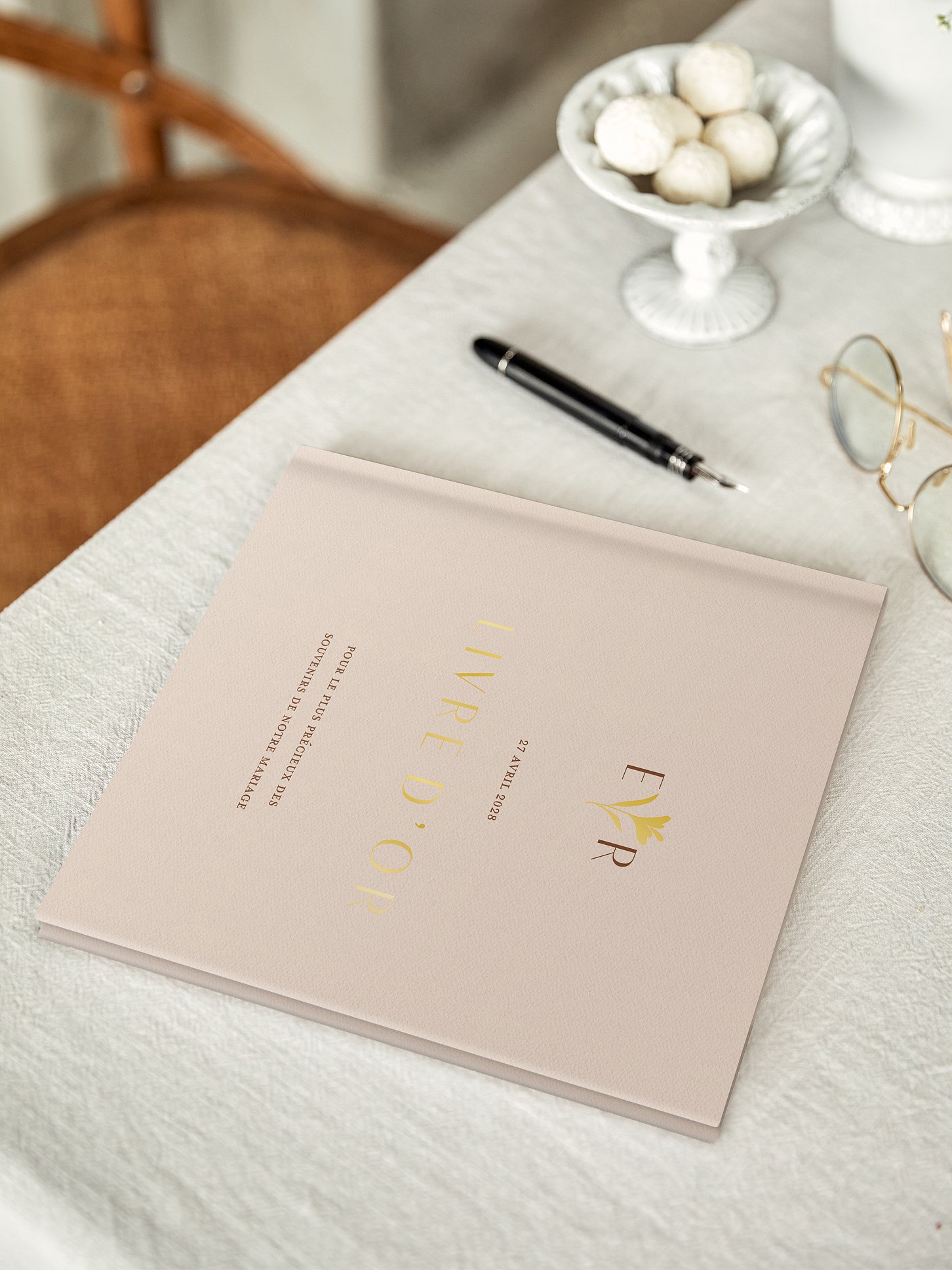 Livre d'or Élégant Monogramme
