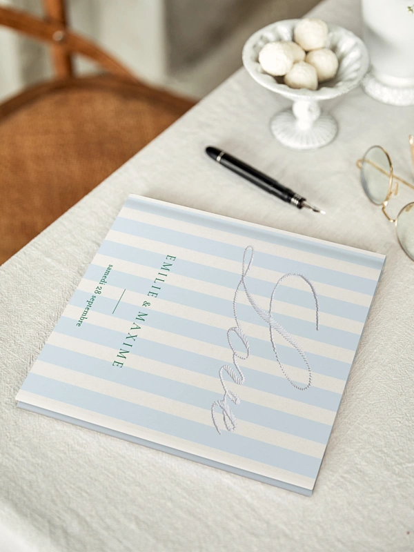 Livre d'or Rayures tendres