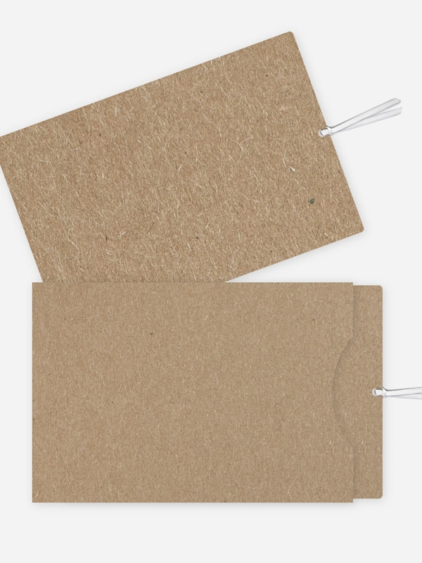 Mittlere Einsteckkarte mit Band Kraftpapier