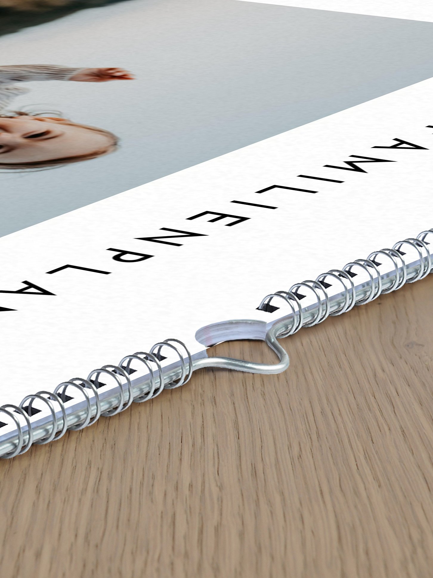 Familienkalender Minimalistic 4 Spalten