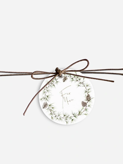 Anhänger mit Band zur Hochzeit personalisiert Larch Wreath