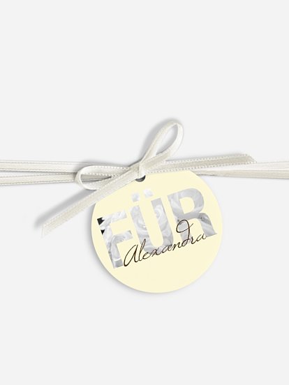 Anhänger mit Band zur Hochzeit personalisiert Durchblick