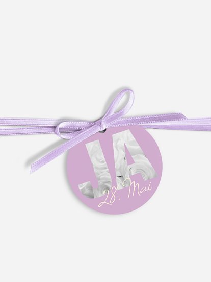 Anhänger mit Band zur Hochzeit Durchblick