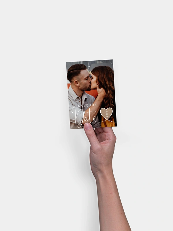 Save-the-Date Karte Herzglück