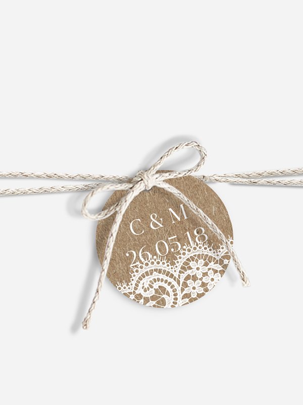 Étiquette avec ruban Dentelle chic papier kraft