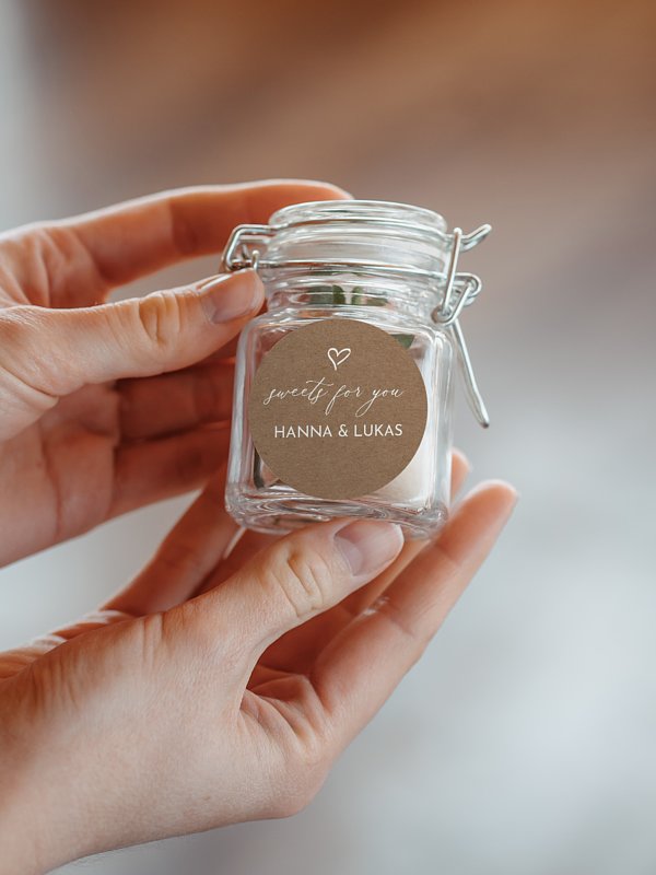 Geschenkaufkleber Hochzeit First Love