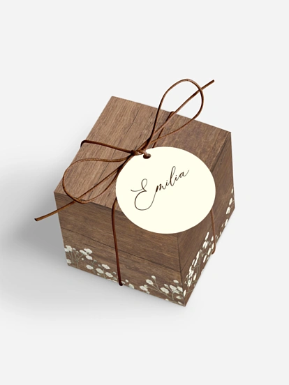 Gastgeschenkbox personalisiert Rustic Gypsophila