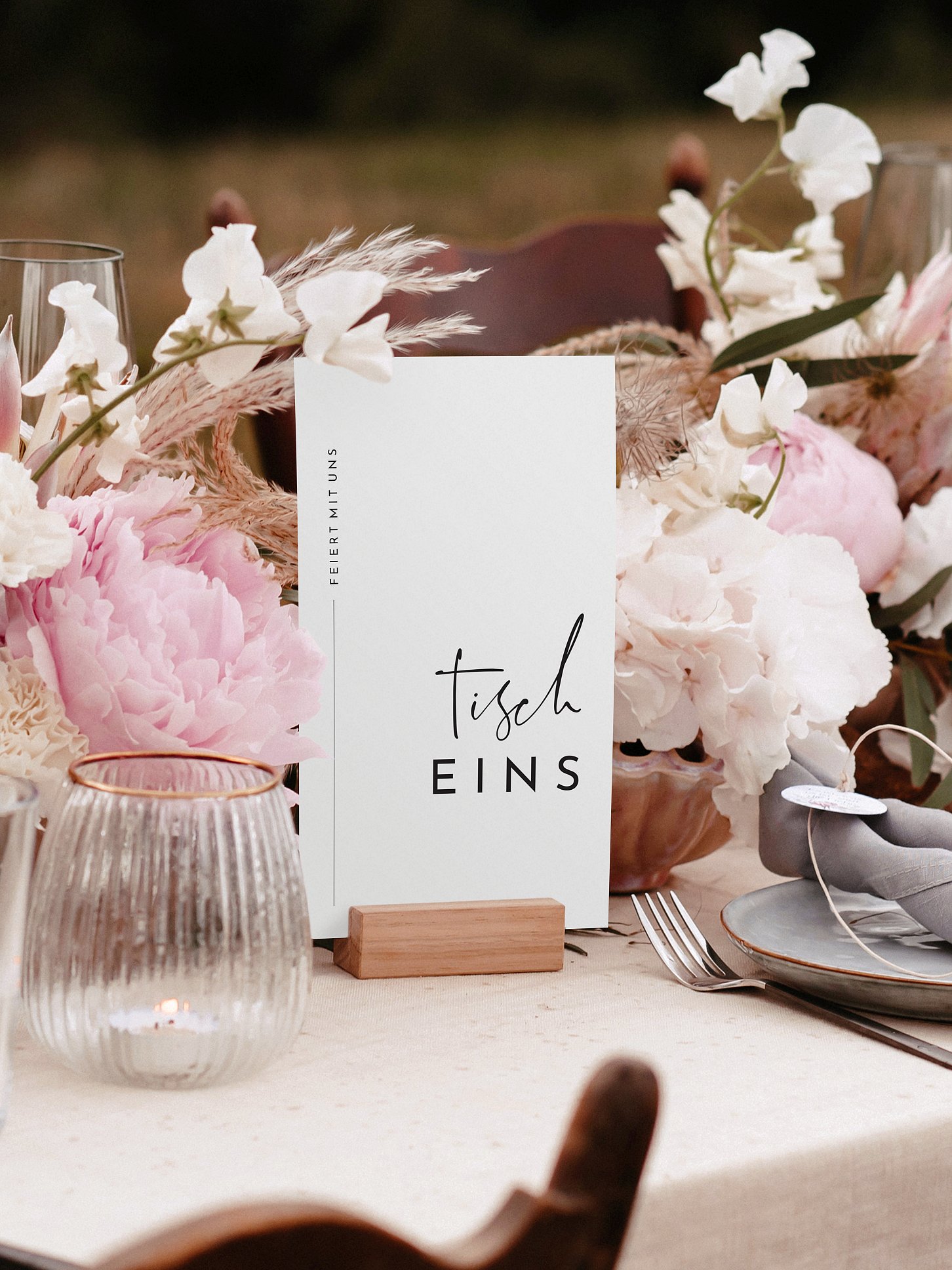 Tischnummer Modern Type