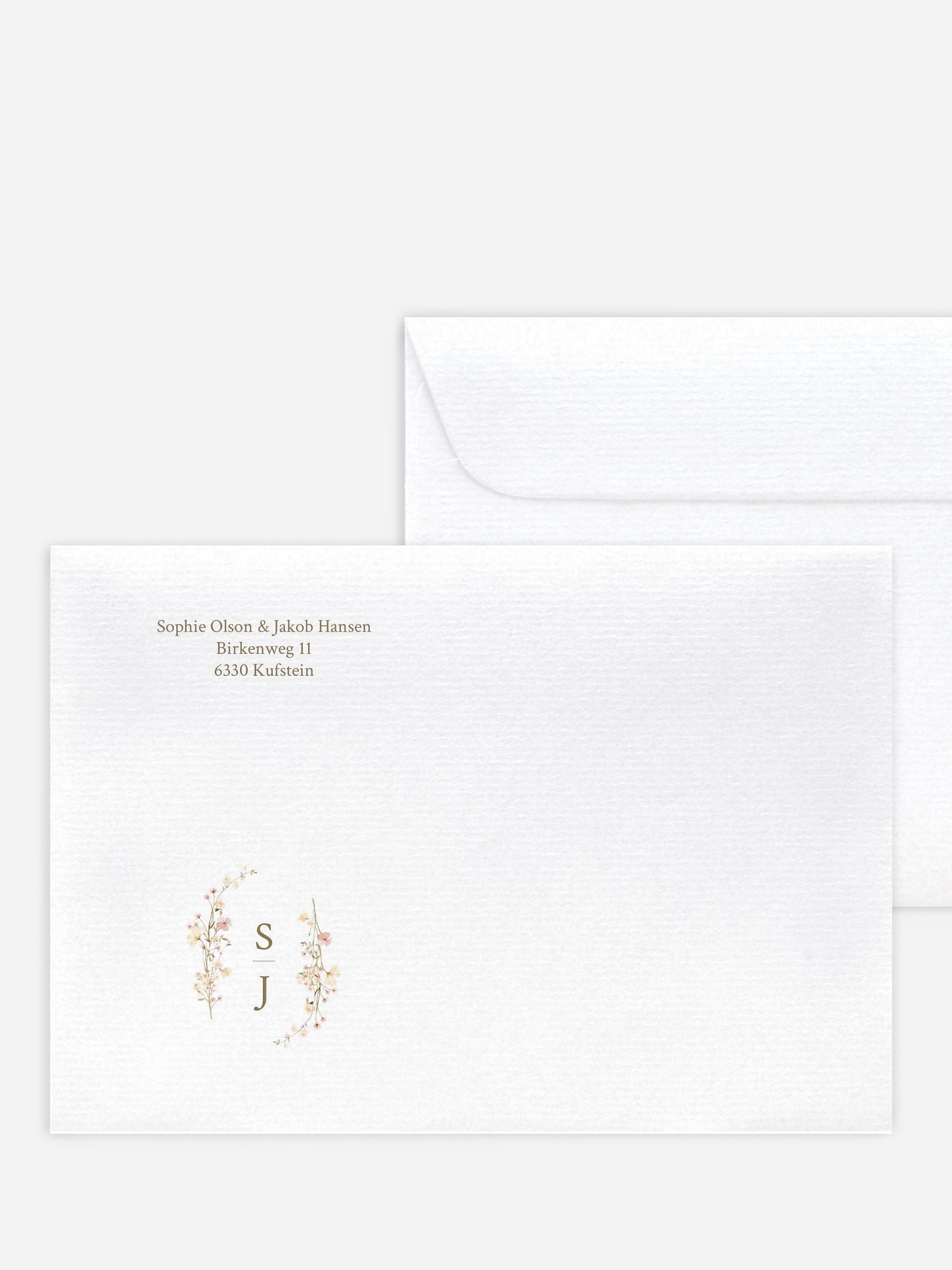 Briefumschlag mit Motiv Monogram Bloom