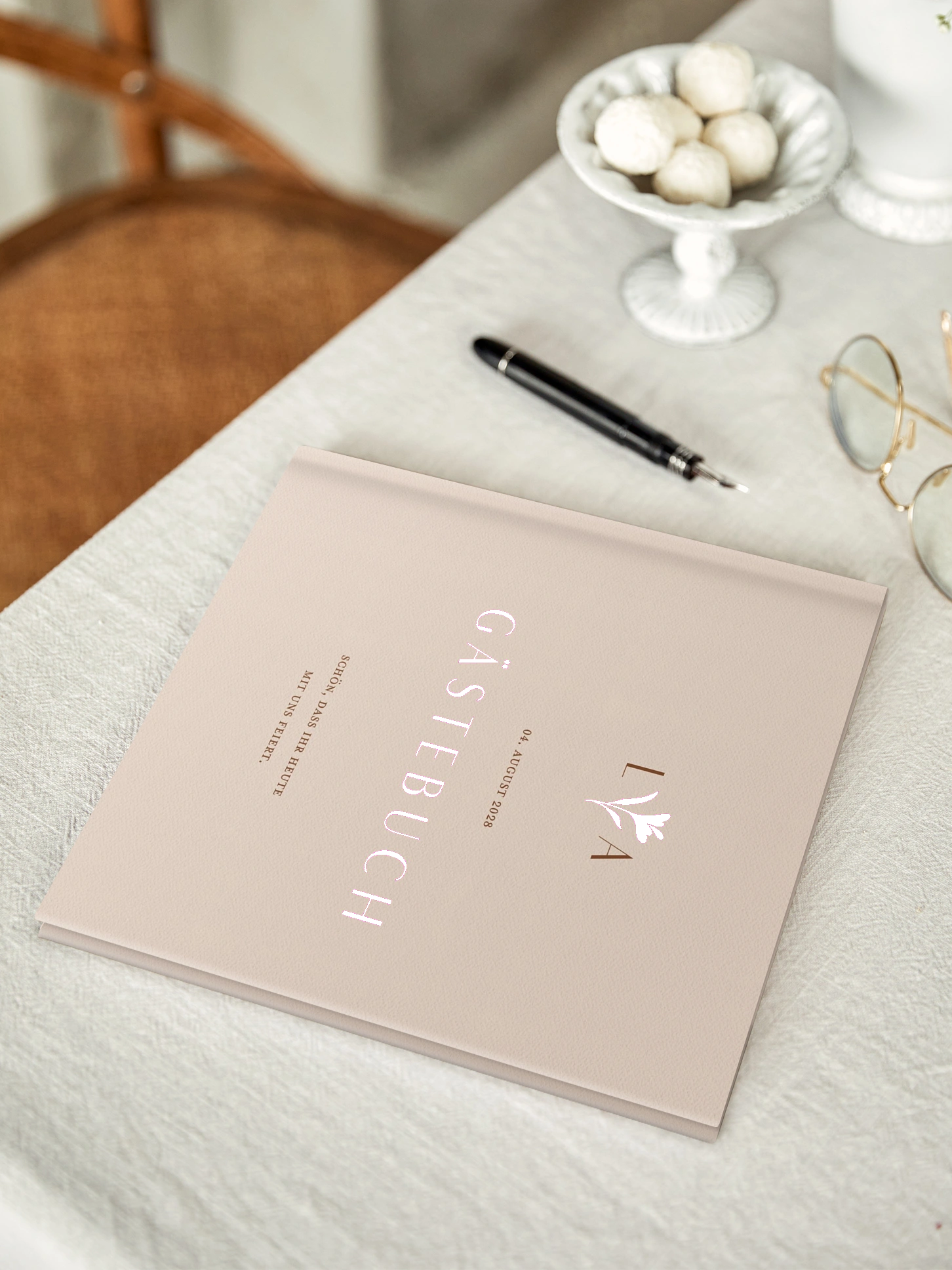 Gästebuch Monogram muse