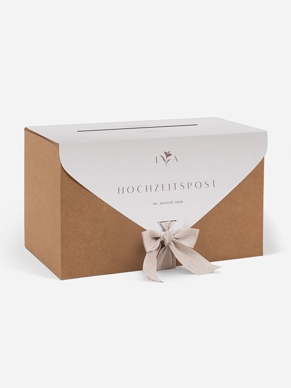 Monogram muse
