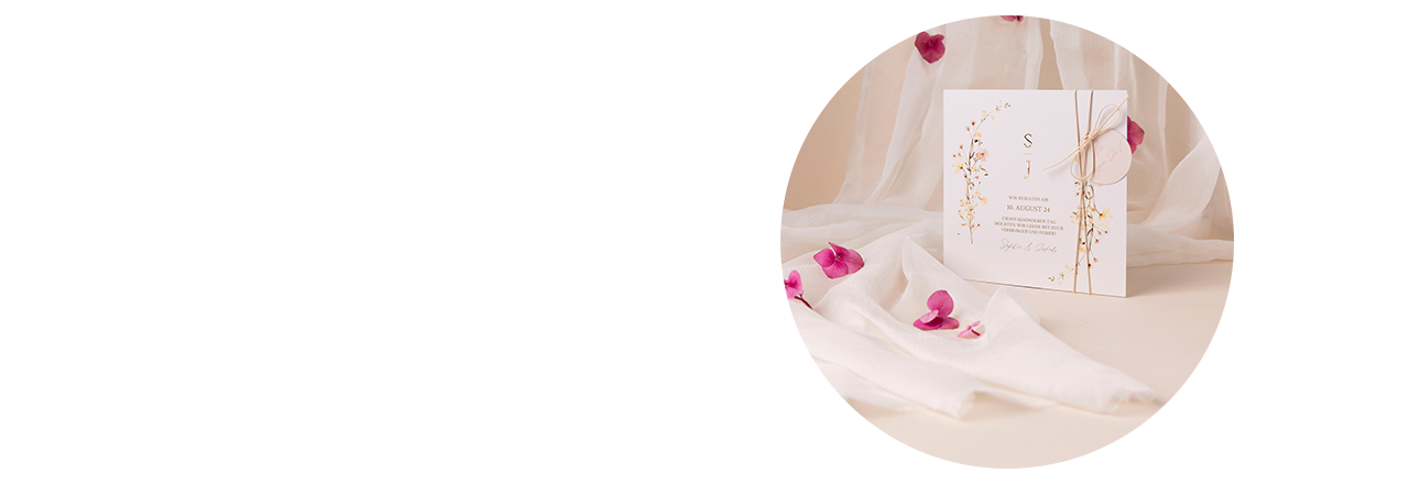 Hochzeitseinladungen mit pinken Blüten