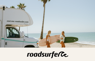 Roadsufer Frauen am Strand