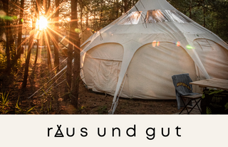 raus und gut Zelt bei Sonnenuntergang