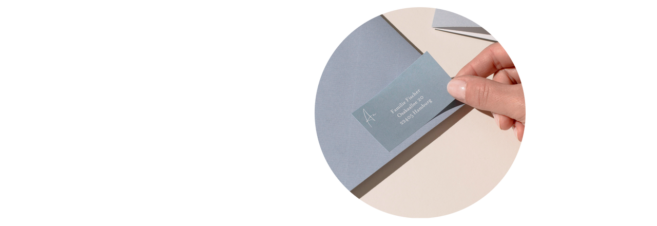 Adressaufkleber auf einem Briefumschlag