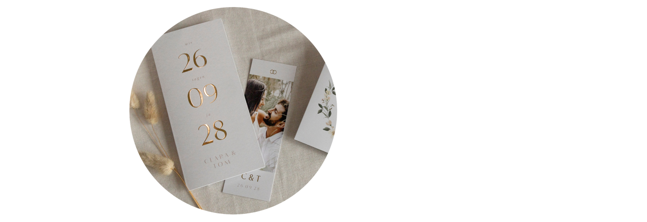 Hochzeitseinladung auf einem Tuch