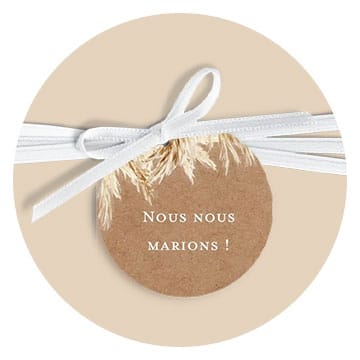 Étiquette avec ruban